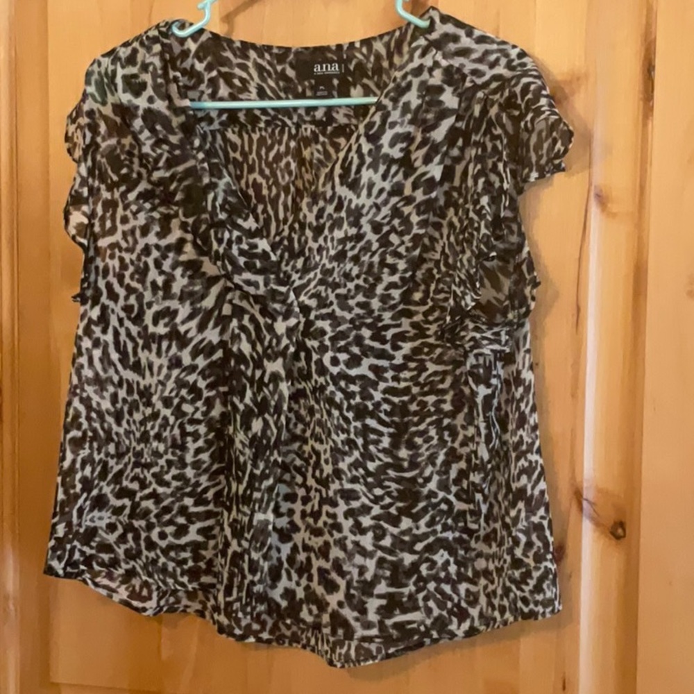 a.n.a Black and White Ruffled Blouse